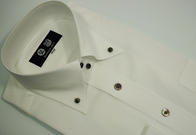 ドゥエボットーニボタンダウン　80番双糸　白ワイシャツ　黒蝶貝ボタン　b1682bd