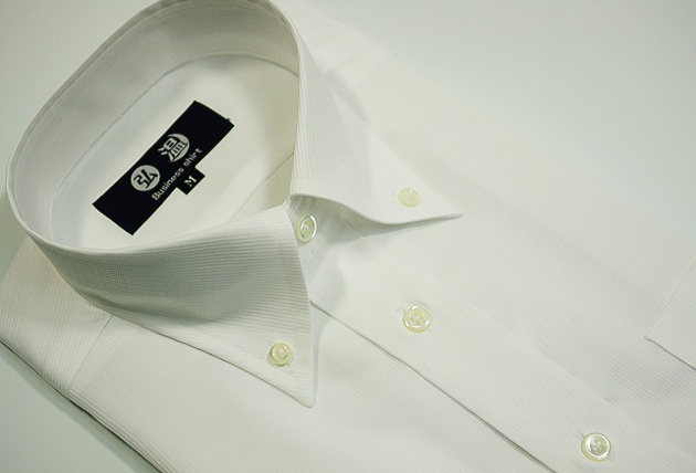 【半袖】Mサイズ 形態安定　ボタンダウン　60番単糸　ピケ織り白ワイシャツ　高瀬貝ボタン c200bdmsize