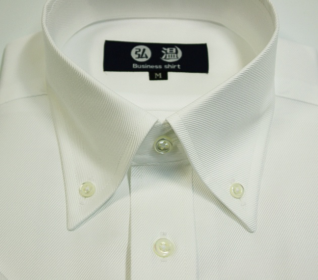 【半袖】Mサイズ 形態安定　ボタンダウン　80番双糸　カルゼ織り白ワイシャツ　高瀬貝ボタン c202bdmsize